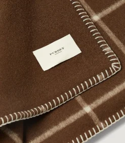 Double Face Cashmere Mix Blanket In Chocolate