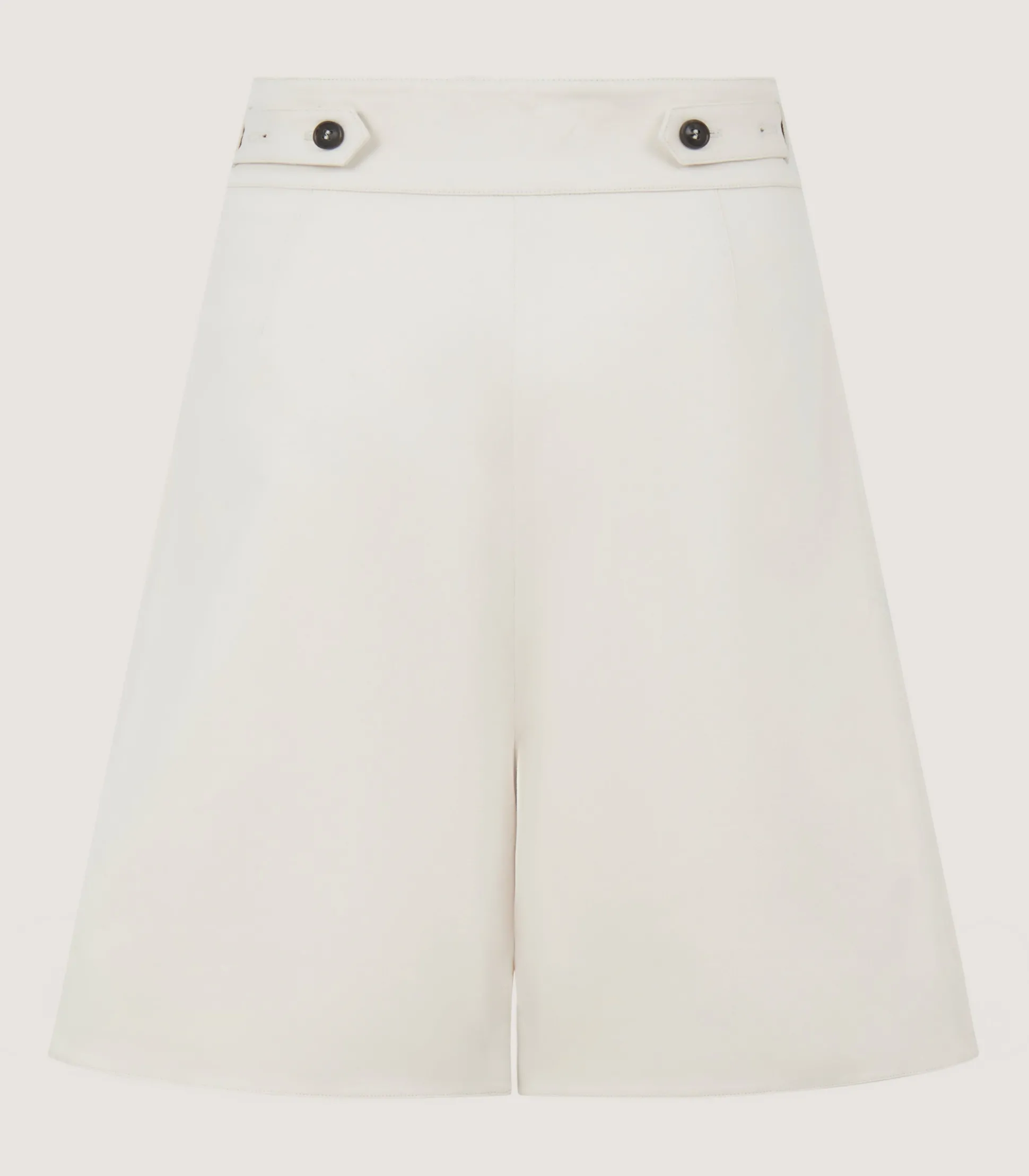 Double Pleat Shorts In Ivory