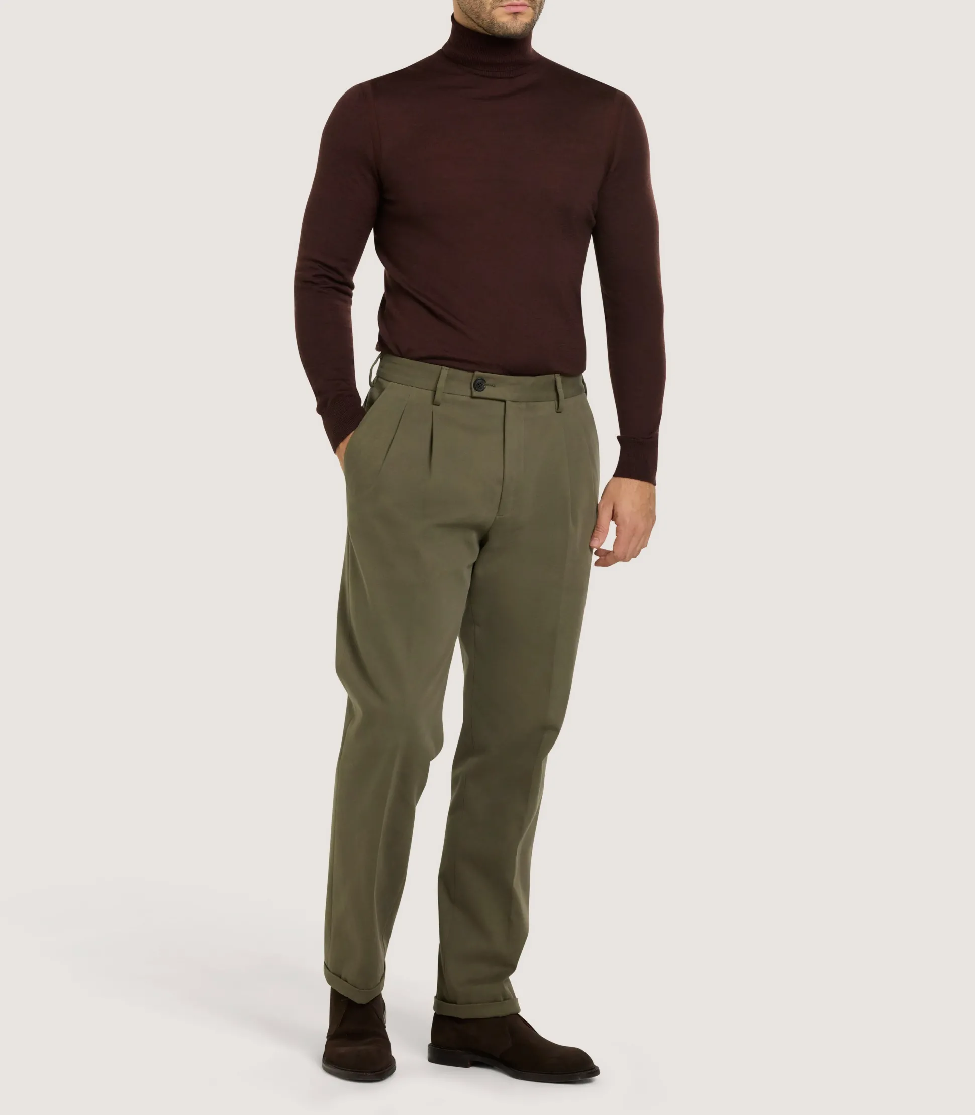 Men's Extra Fine Worsted Cashmere Seamless Turtleneck In Dark Umber