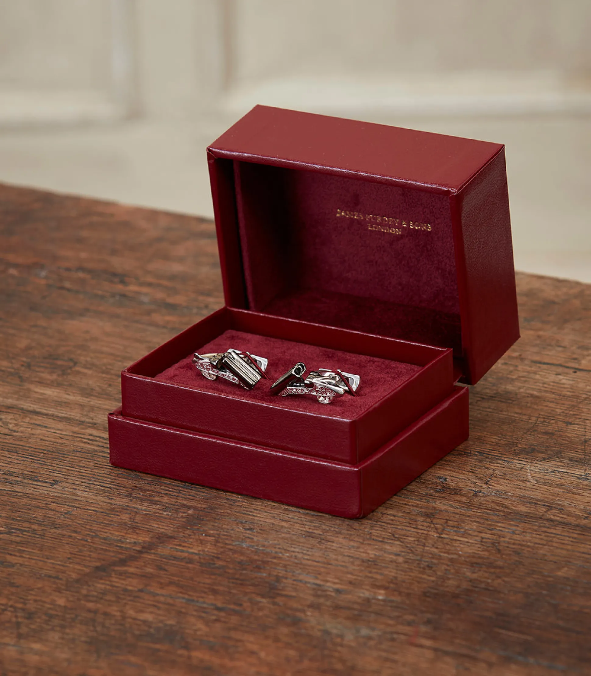 Side-By-Side Silver Cufflinks In Silver